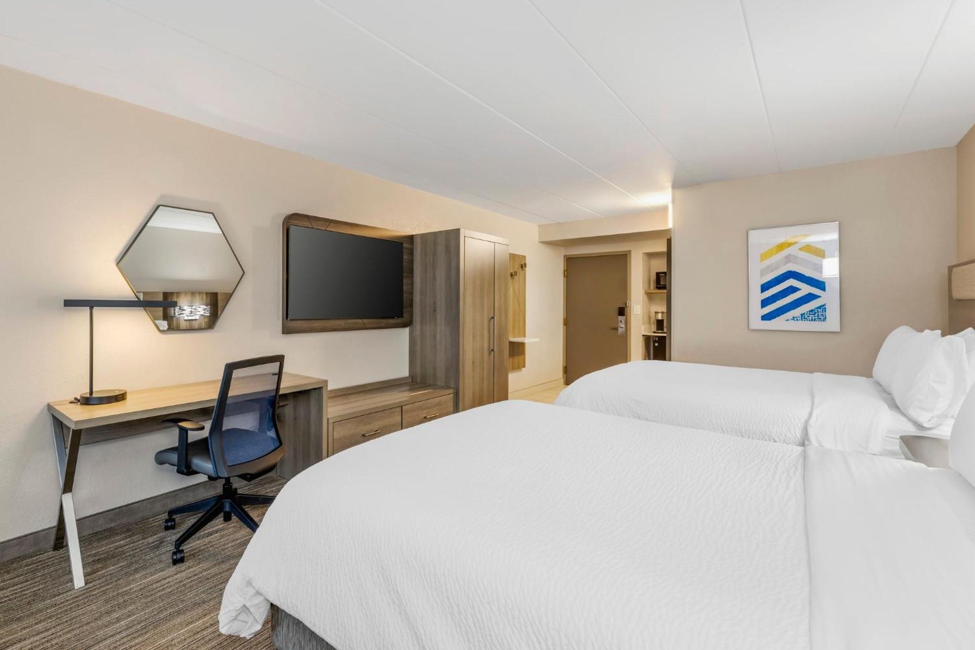 Holiday Inn Express Chicago-Downers Grove By Ihg Exterior photo
